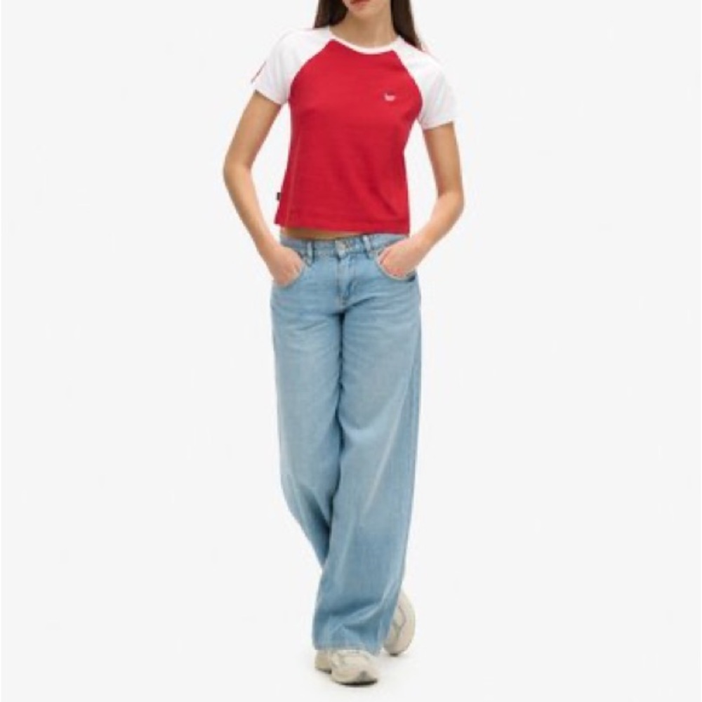Superdry Women’s Mid-Rise Baggy Jeans – Light Wash (Size 30, Like New)
